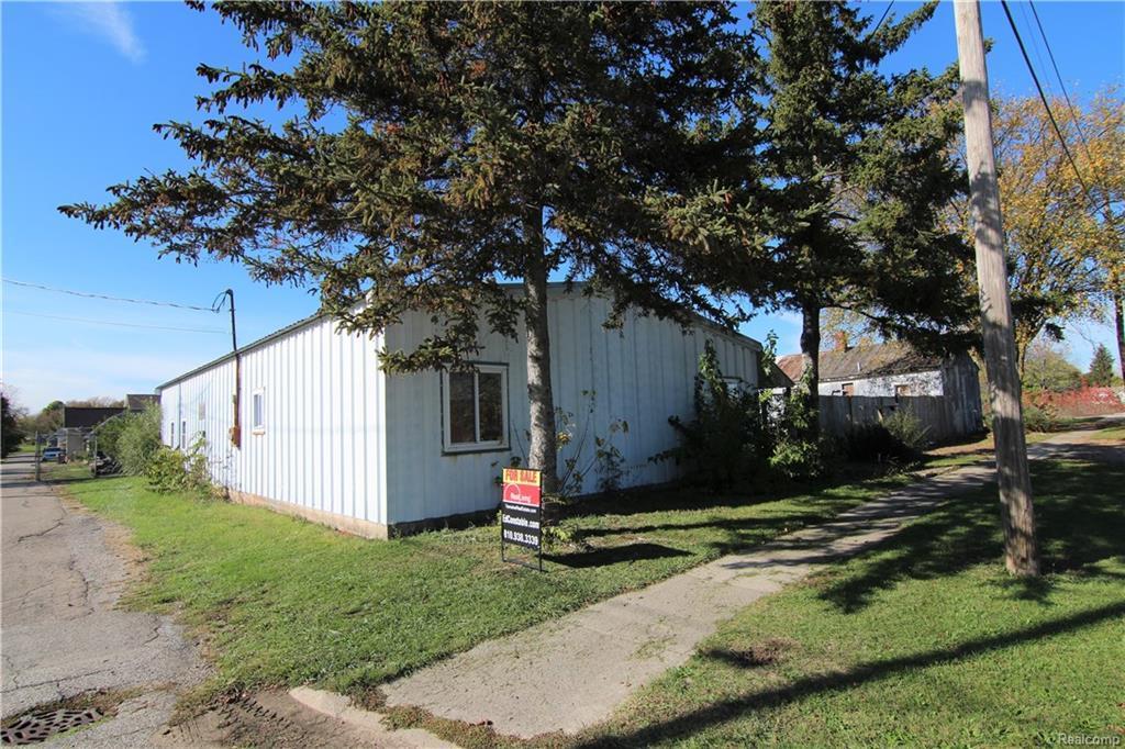 420 Cedar St - Photo 1