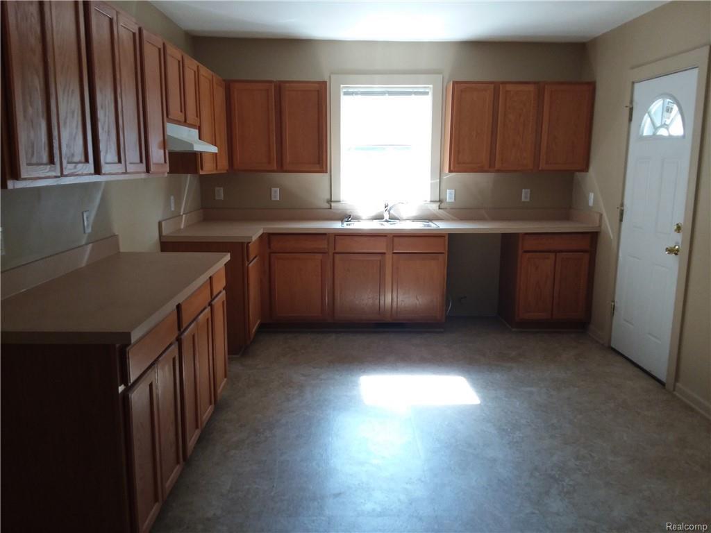 1108 Grand Traverse St - Photo 1