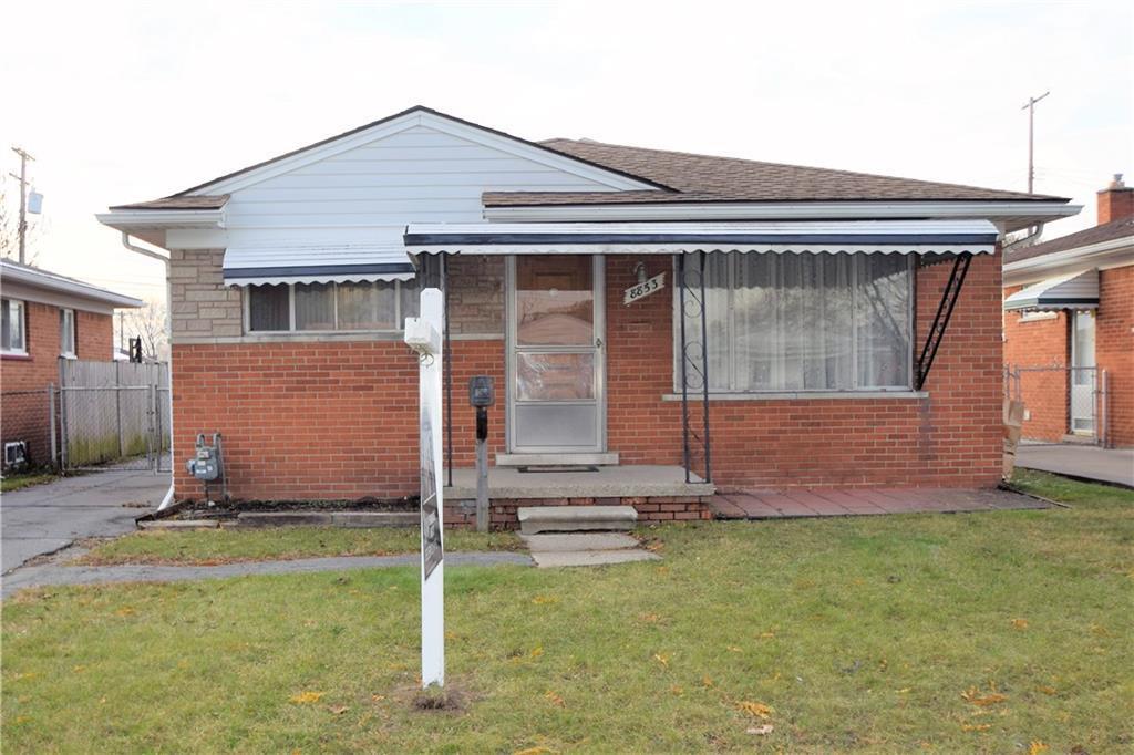 8853 Woodbine - Photo 1