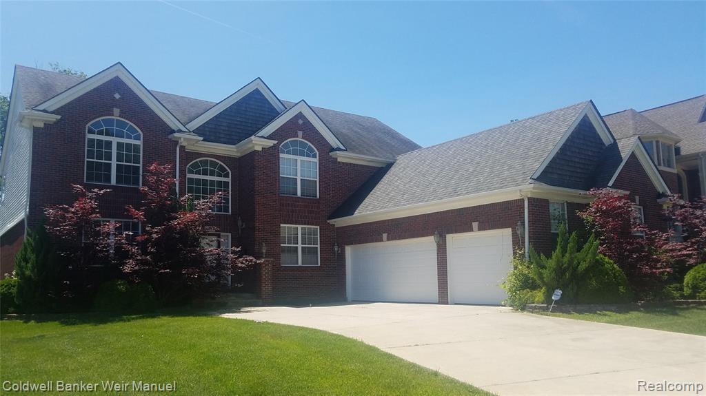 770 Amberwood Dr - Photo 1
