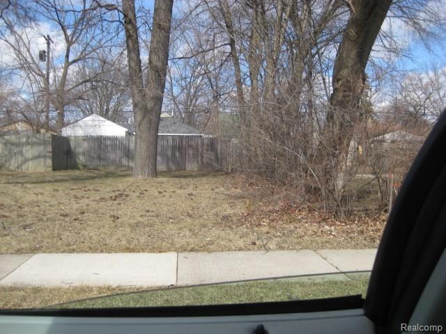 2015 10 Mile Rd - Photo 1