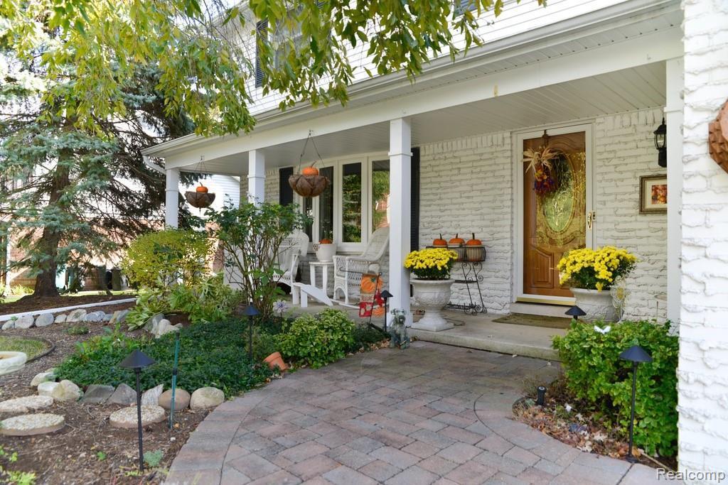 3303 Roxbury Dr - Photo 1
