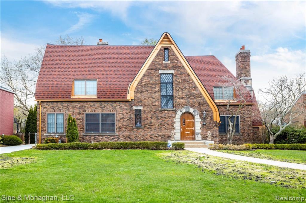 775 Berkshire Rd - Photo 1