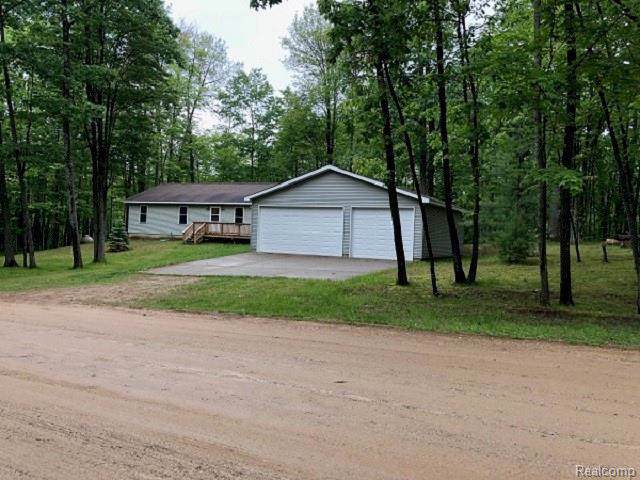 4951 Forest Rd - Photo 1