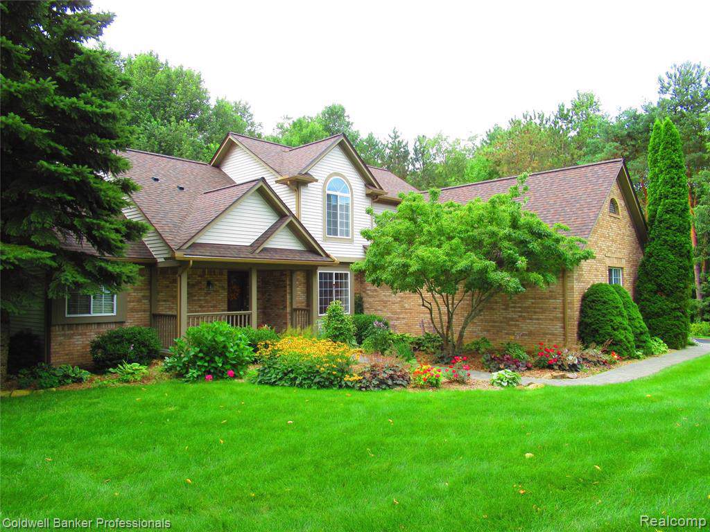 161 Howland Pines Dr - Photo 1