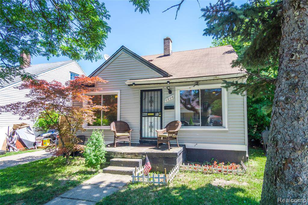6864 Warwick St - Photo 1