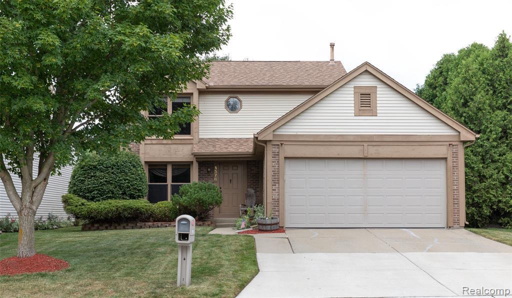 1576 Colony Dr - Photo 1