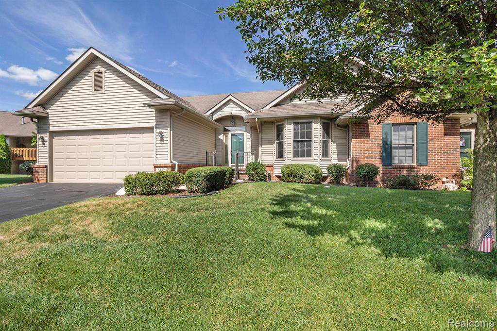 6149 Green Ash Drive - Photo 1