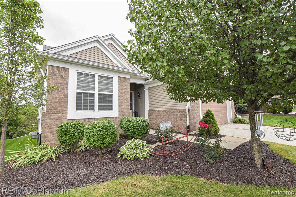 546 Glacier Lane - Photo 1