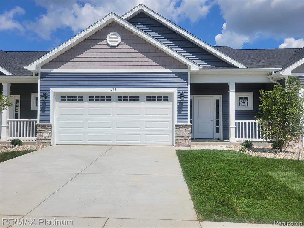 128 Crescent Avenue - Photo 1