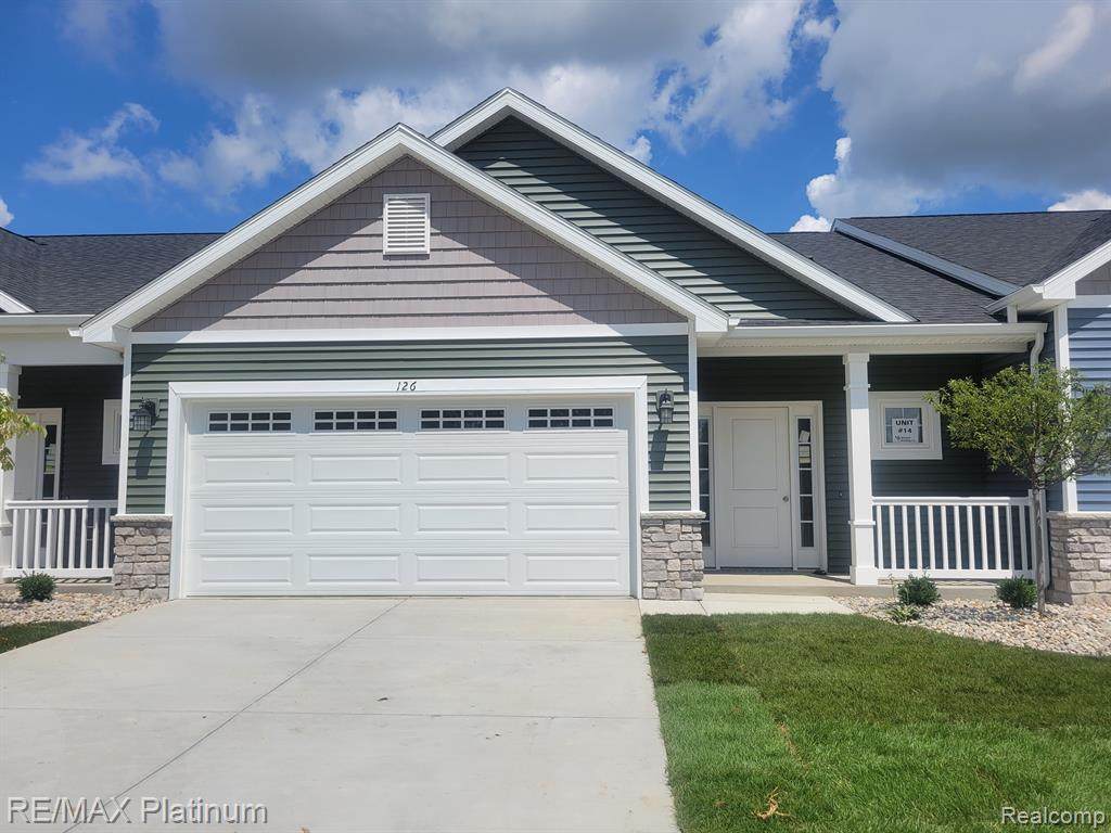 126 Crescent Avenue - Photo 1