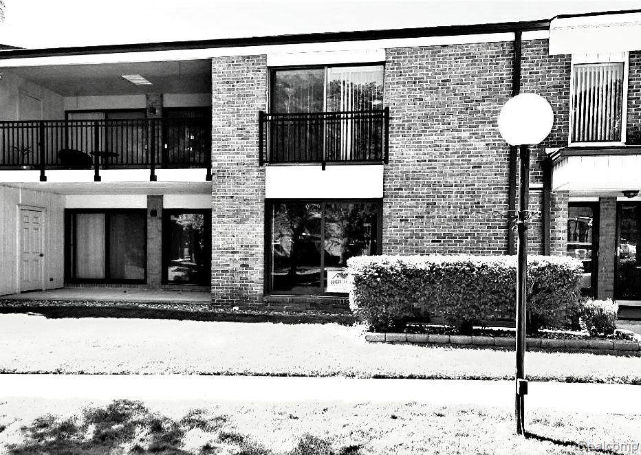 18360 University Park Drive - Photo 1