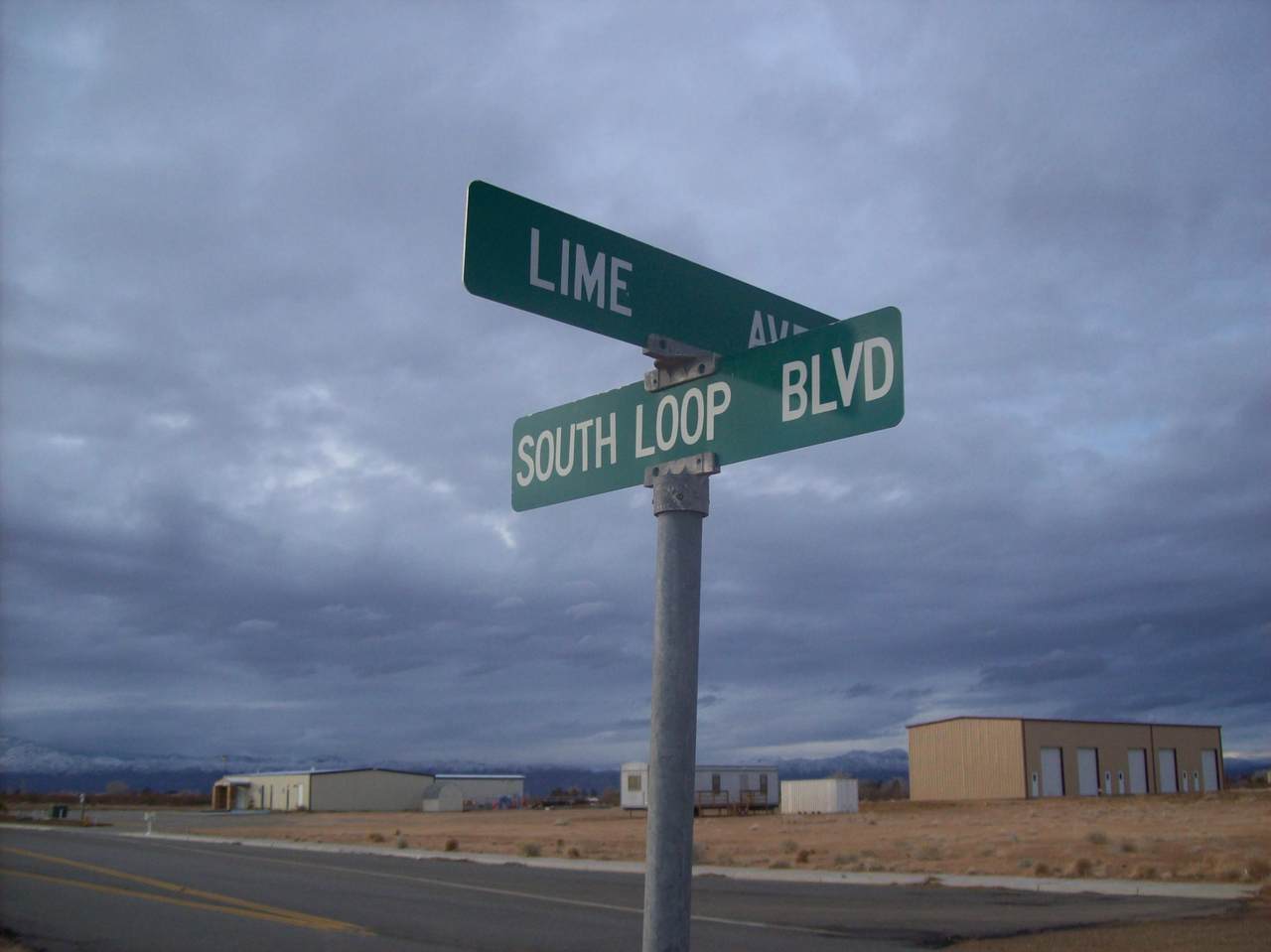 10516 Loop Boulevard - Photo 1