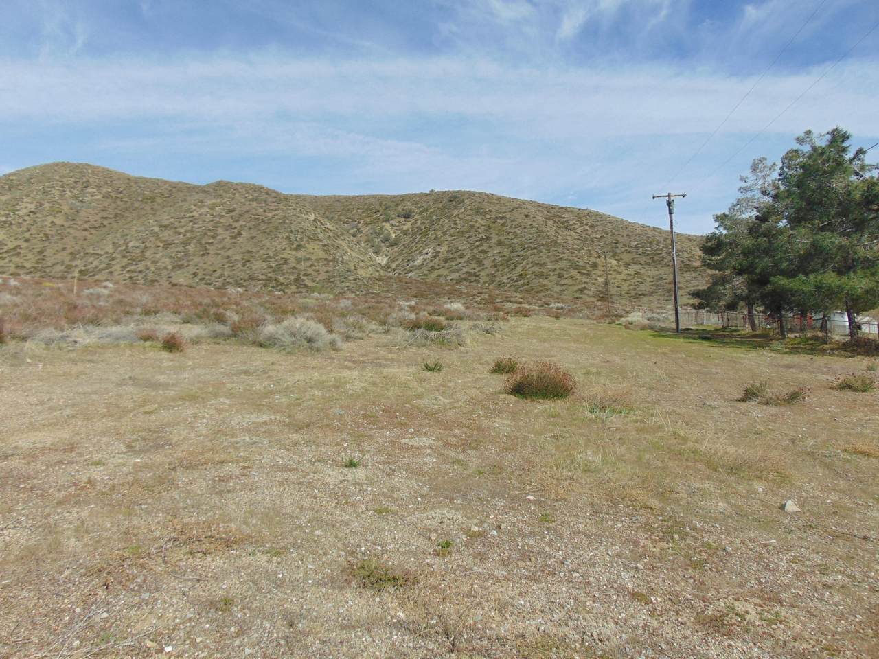 90th St. West - Photo 1