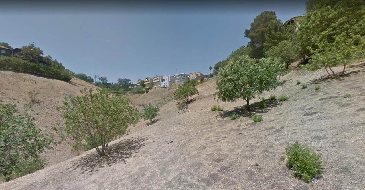 1 Richardson Dr - Photo 1