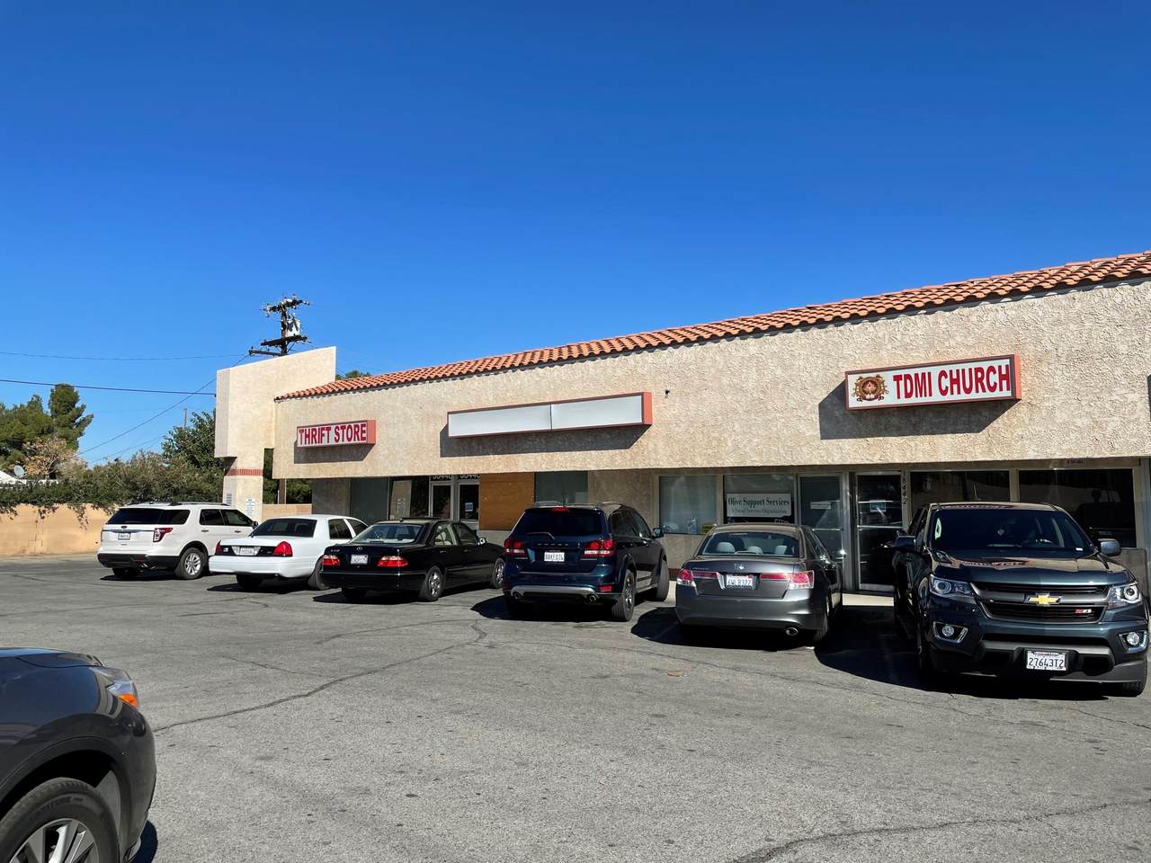2049 Palmdale Boulevard - Photo 1
