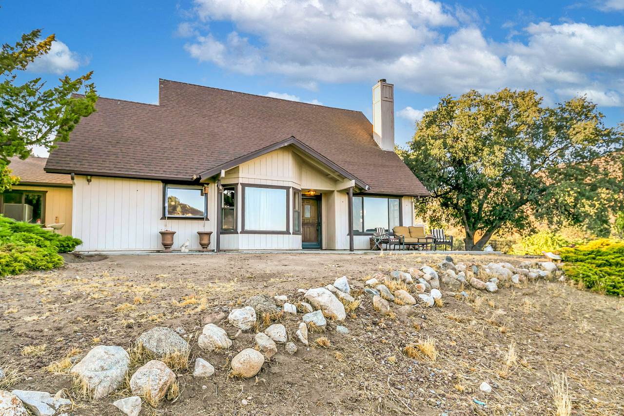 26051 Cumberland Road - Photo 1