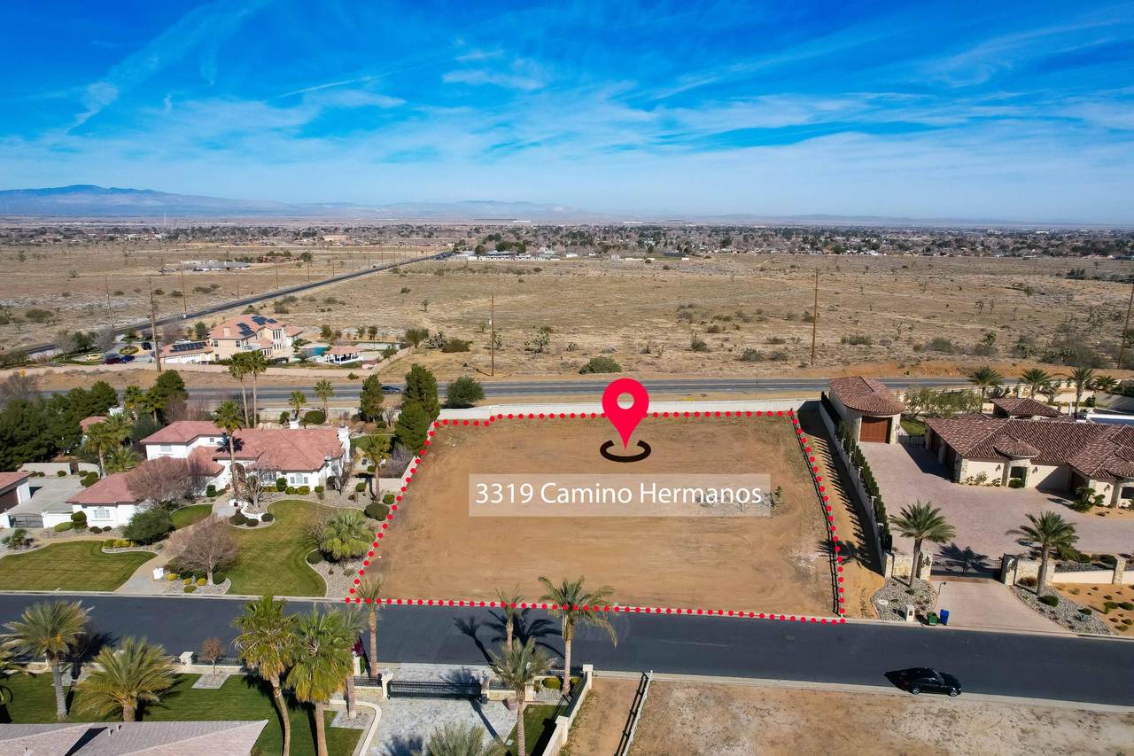 3319 Camino Hermanos - Photo 1
