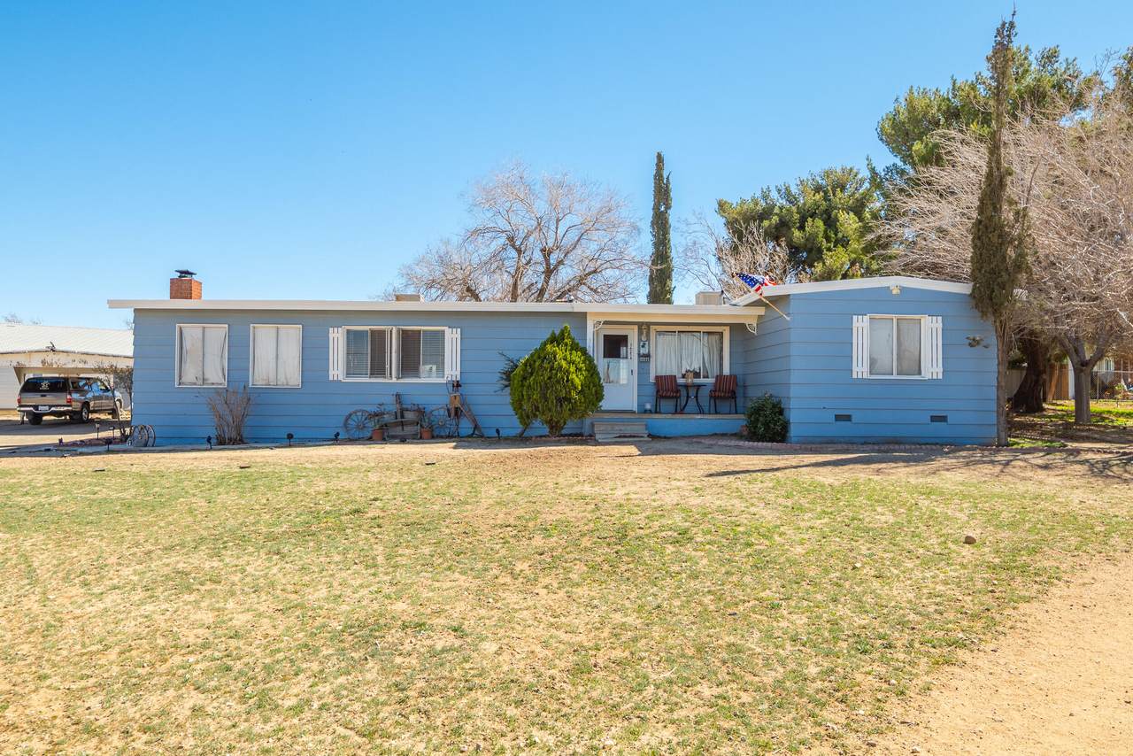 36254 40th Street - Photo 1