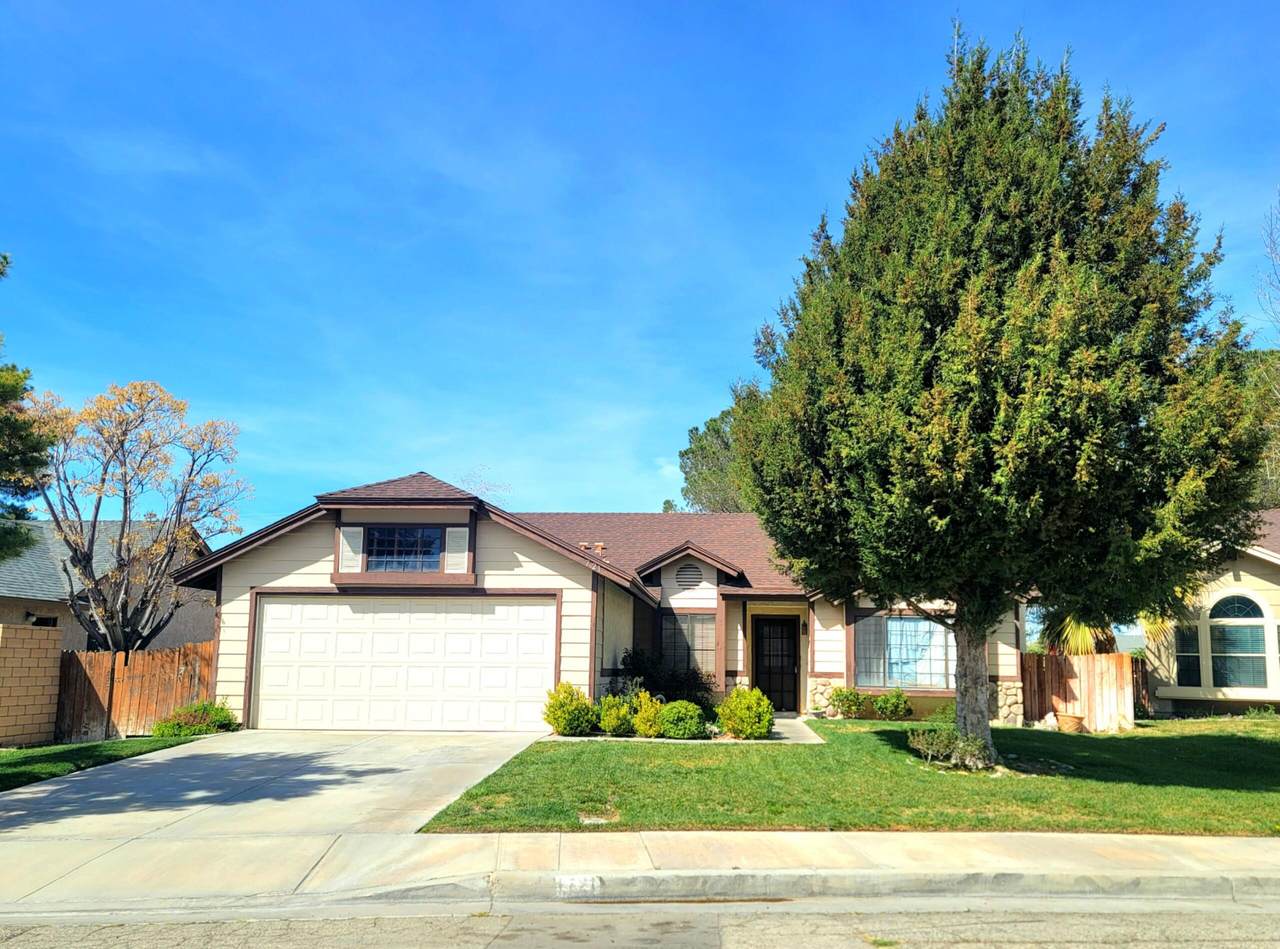 1721 Viridan Avenue - Photo 1