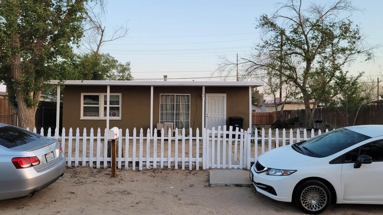1584 Franklin Avenue - Photo 1