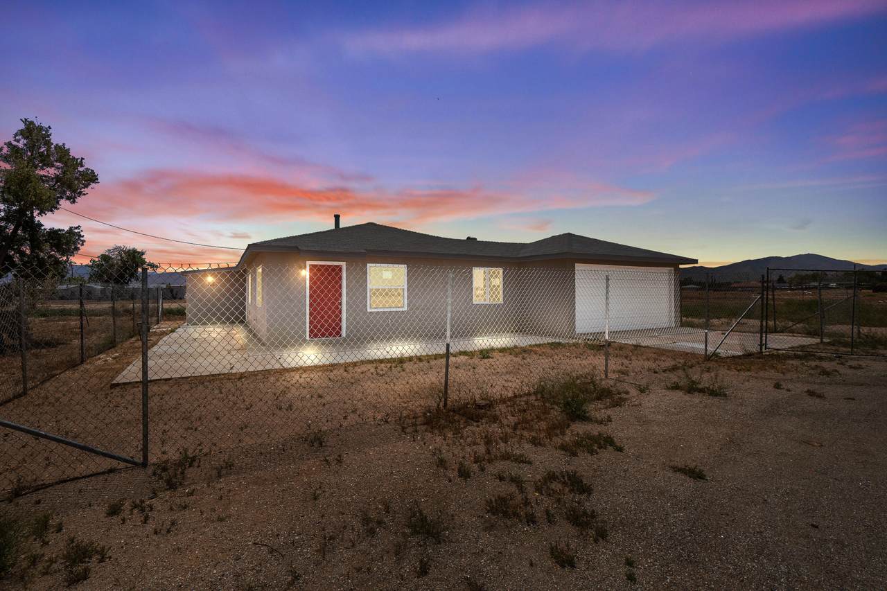 38605 15th Street - Photo 1