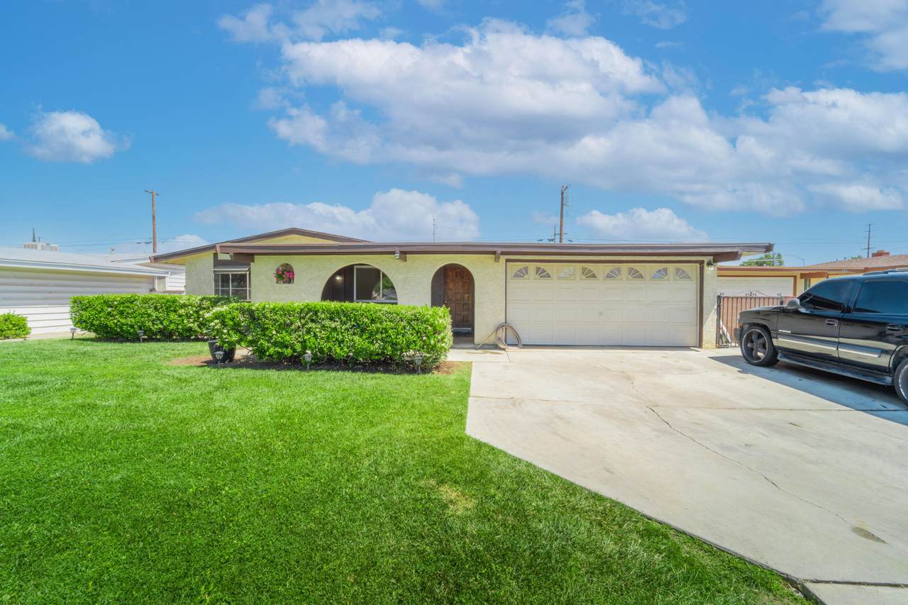 453 Lingard Street - Photo 1