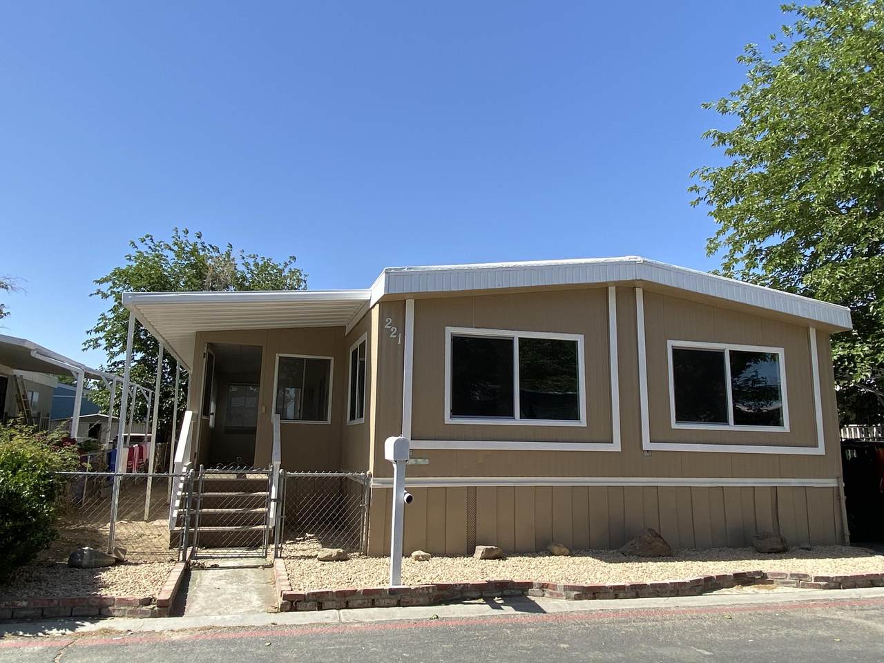 45800 Challenger Way - Photo 1