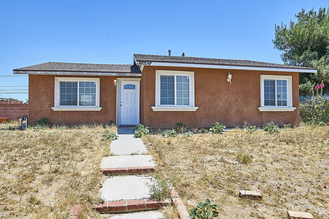 38518 30th Street - Photo 1