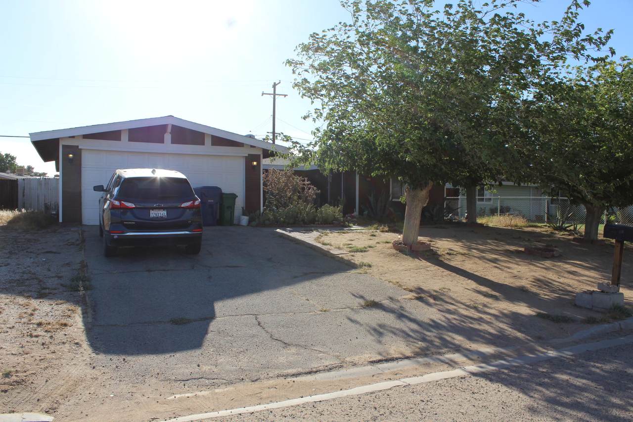21137 Kenniston Street - Photo 1