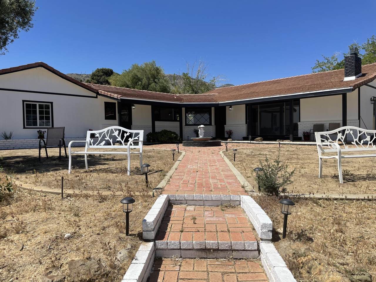 460 Hacienda Drive - Photo 1
