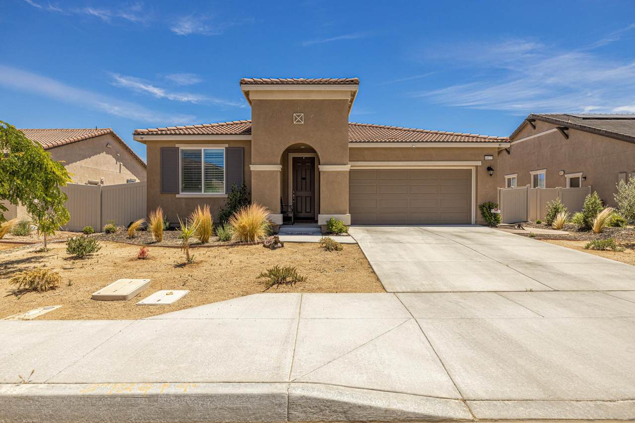 44122 51st Street - Photo 1