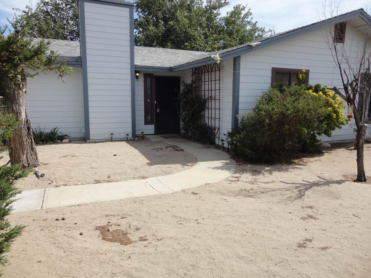 38903 161st Street - Photo 1