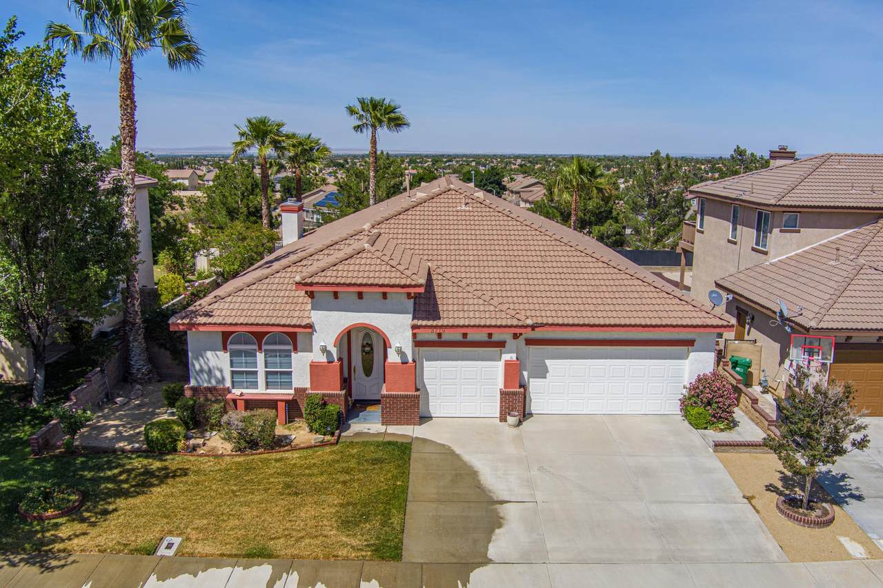 3719 Sungate Drive - Photo 1