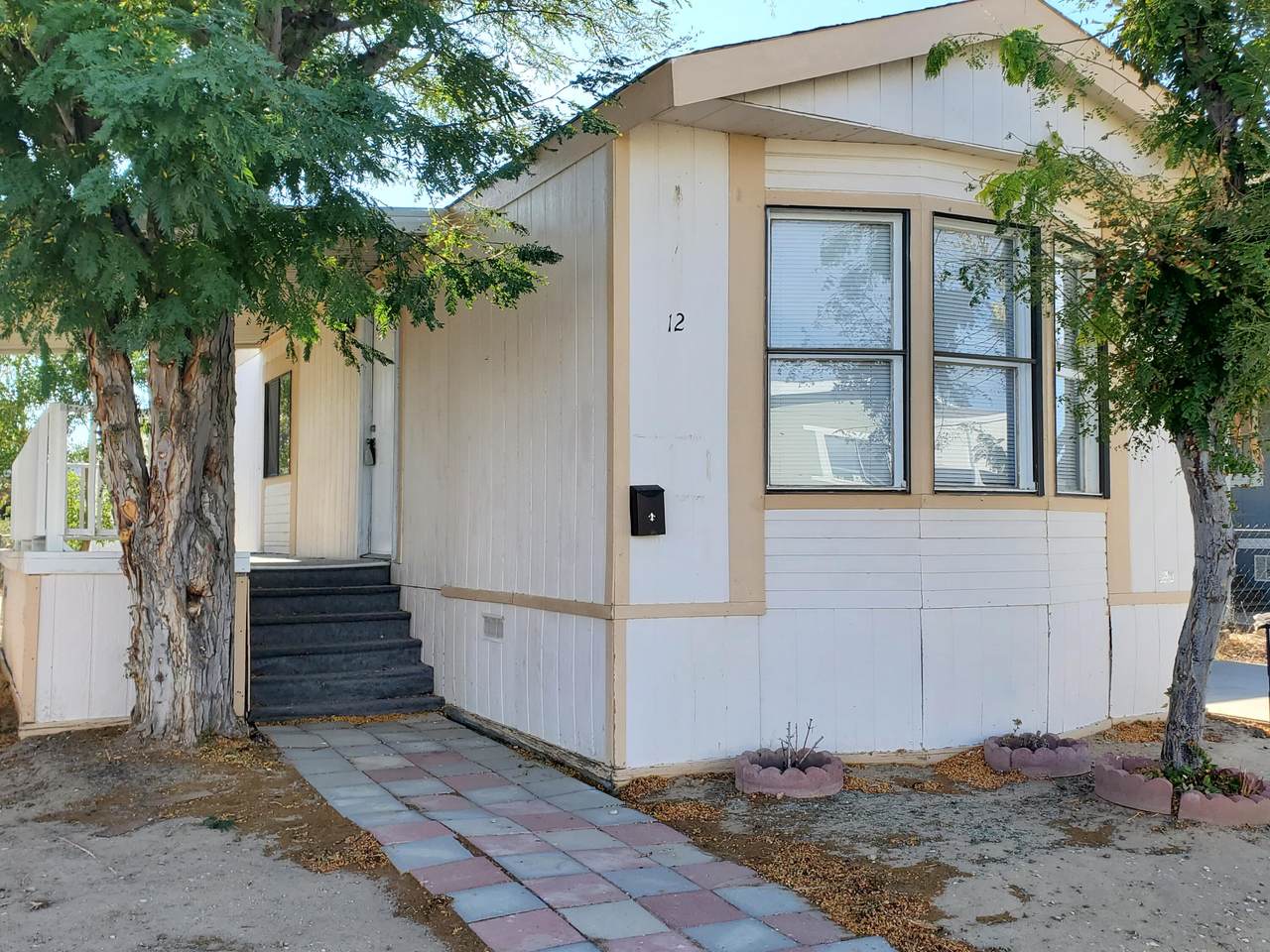 3303 Sierra Highway - Photo 1