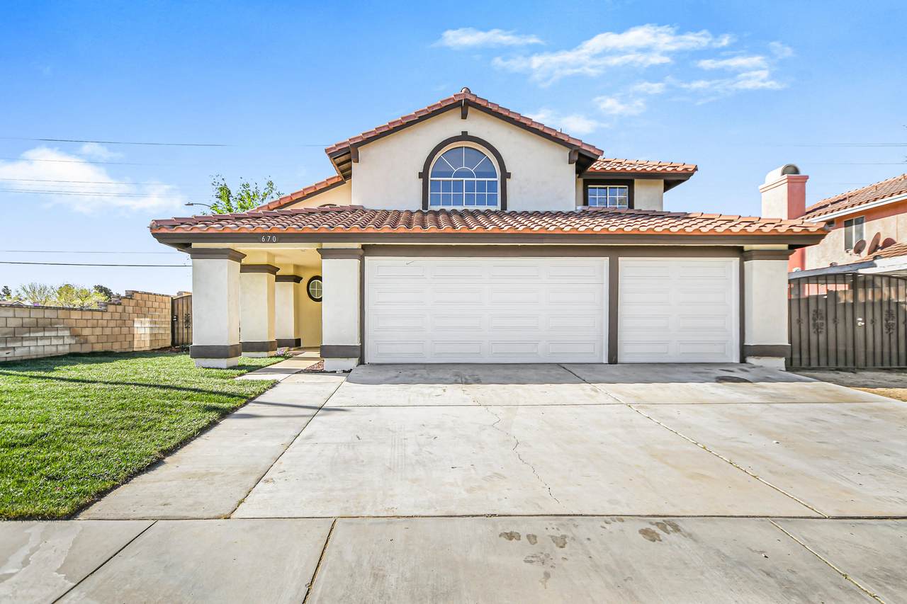 670 Tina Court - Photo 1