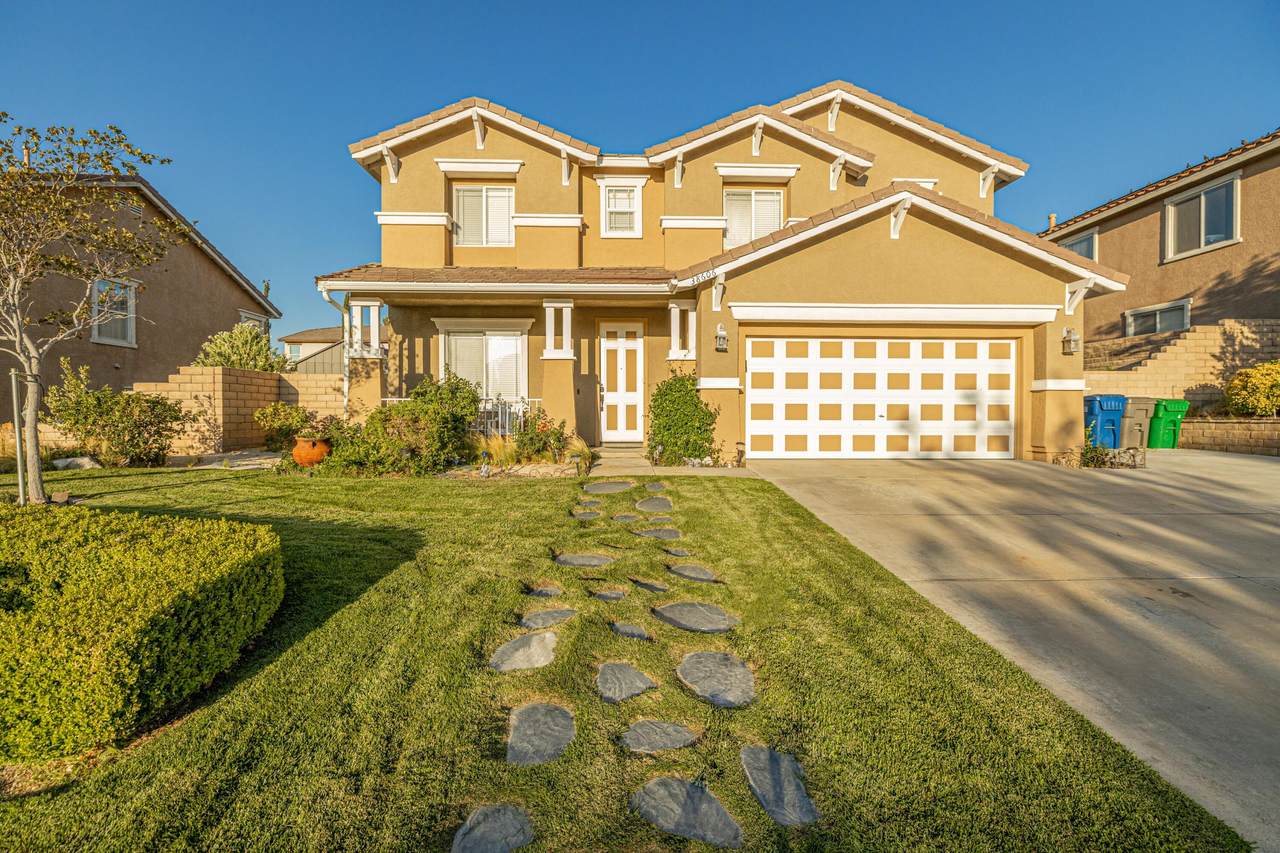 38606 Louise Lane - Photo 1