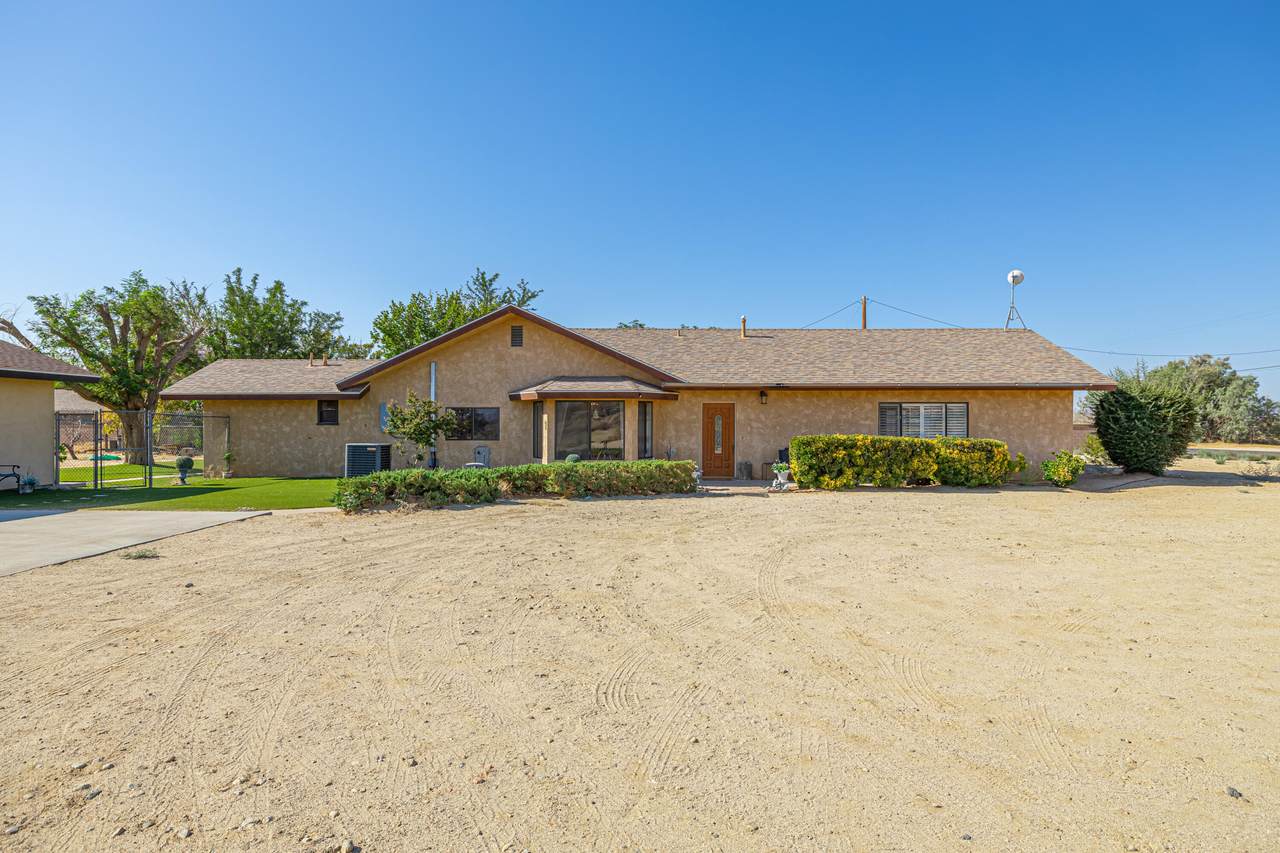 3324 Tropico Road - Photo 1