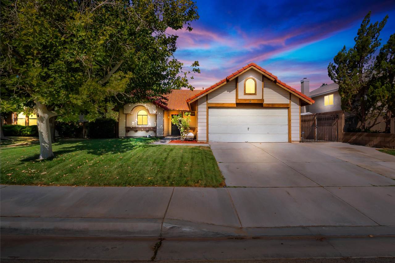 43359 Carol Drive - Photo 1
