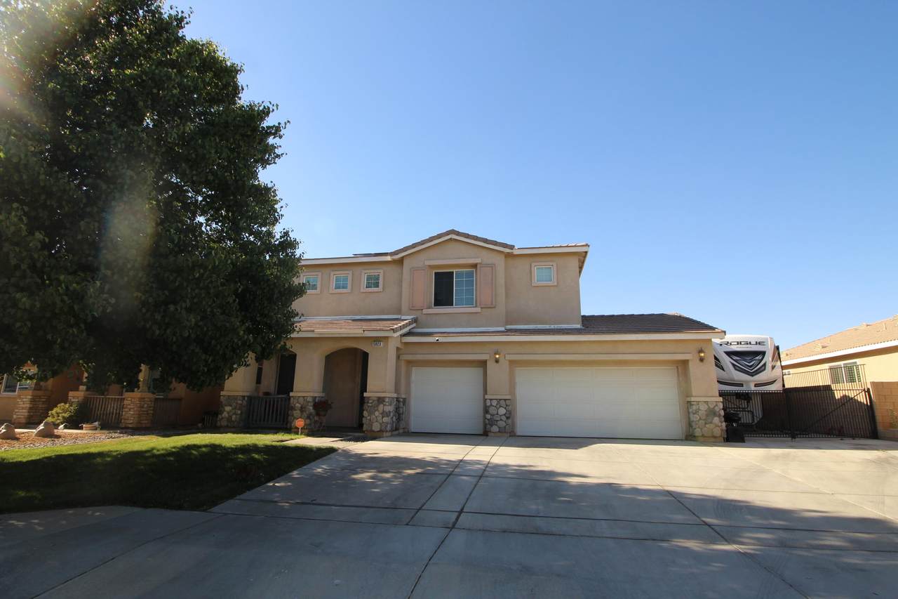 5823 Spice Street - Photo 1