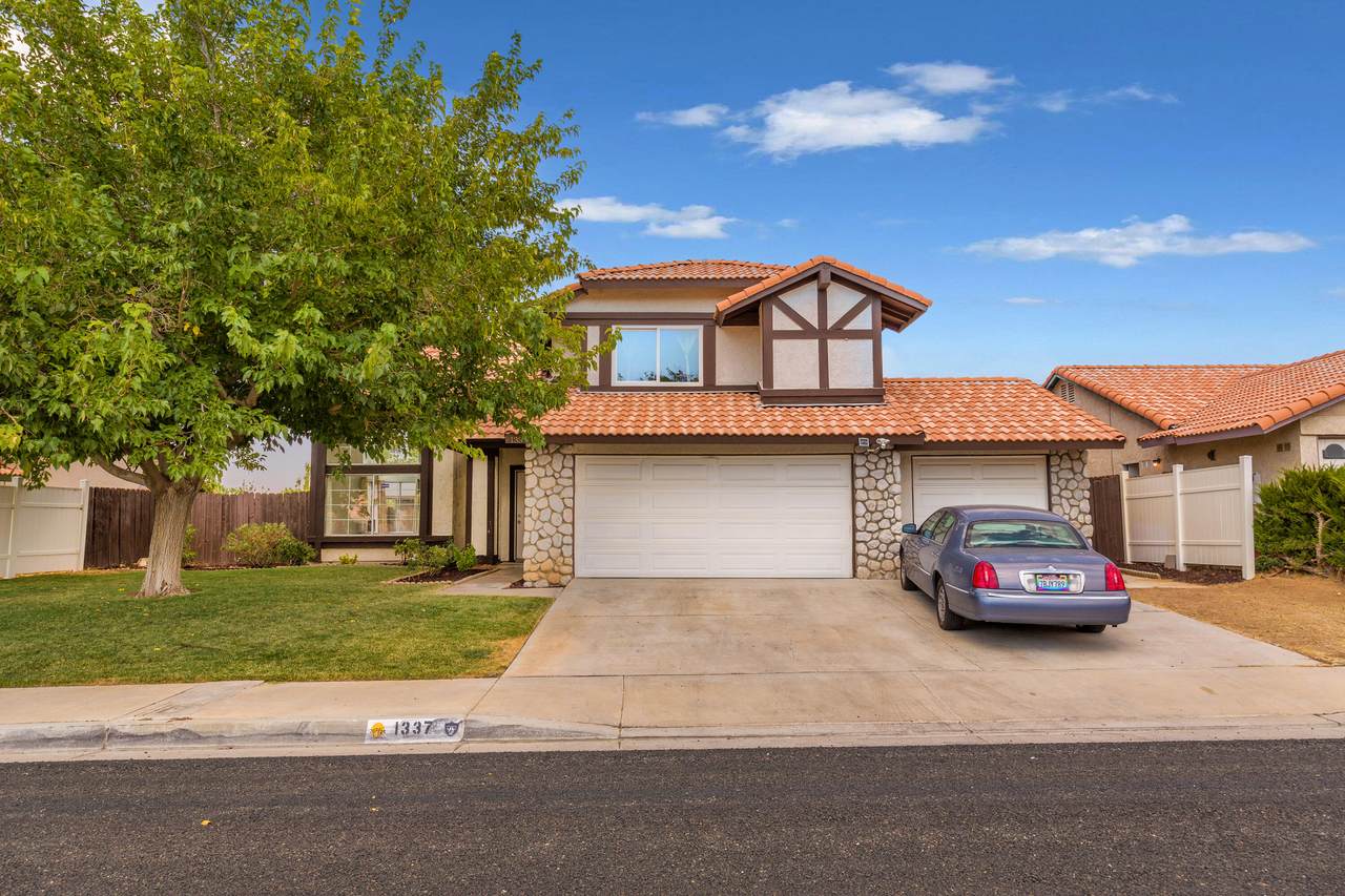 1337 Garnet Avenue - Photo 1