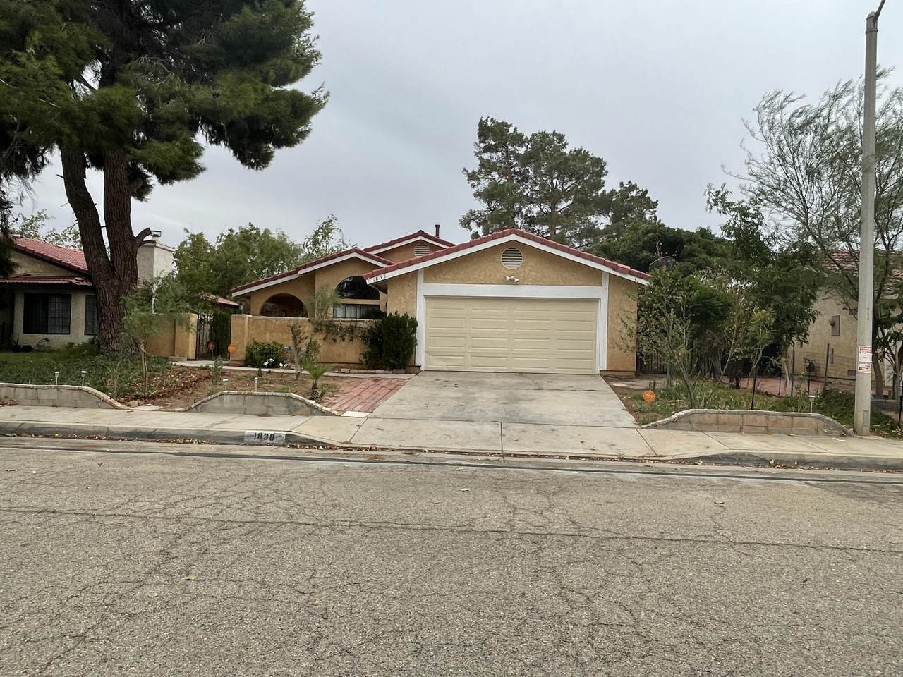 1838 Acosta Avenue - Photo 1