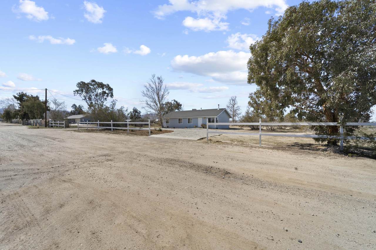 36515 86th Street - Photo 1