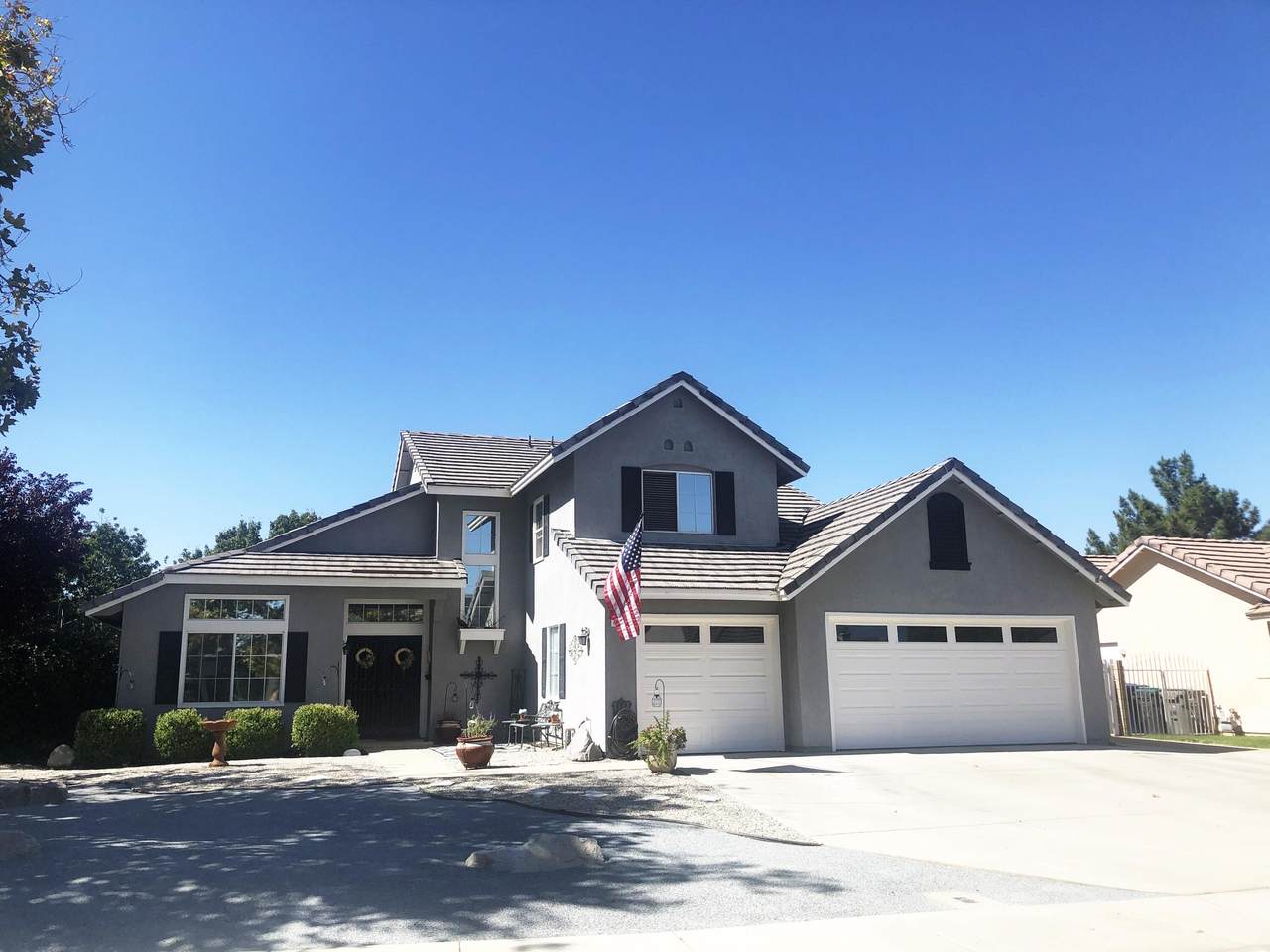 40419 Milan Drive - Photo 1