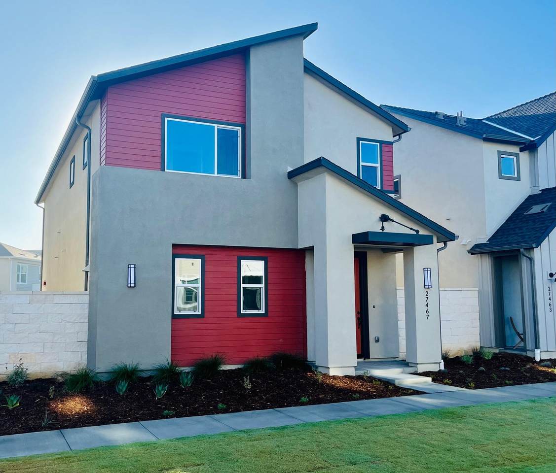 27467 Longview Place - Photo 1