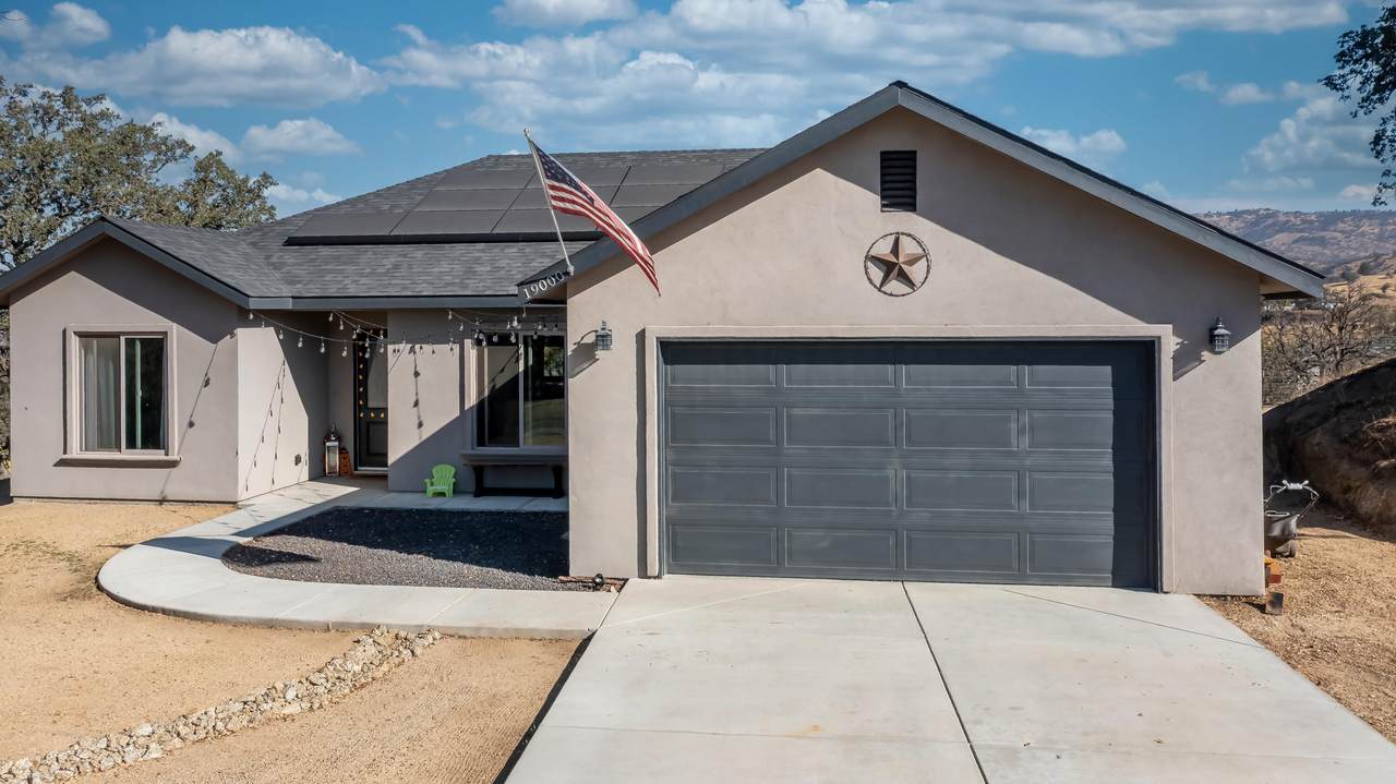 19000 Mustang Drive - Photo 1