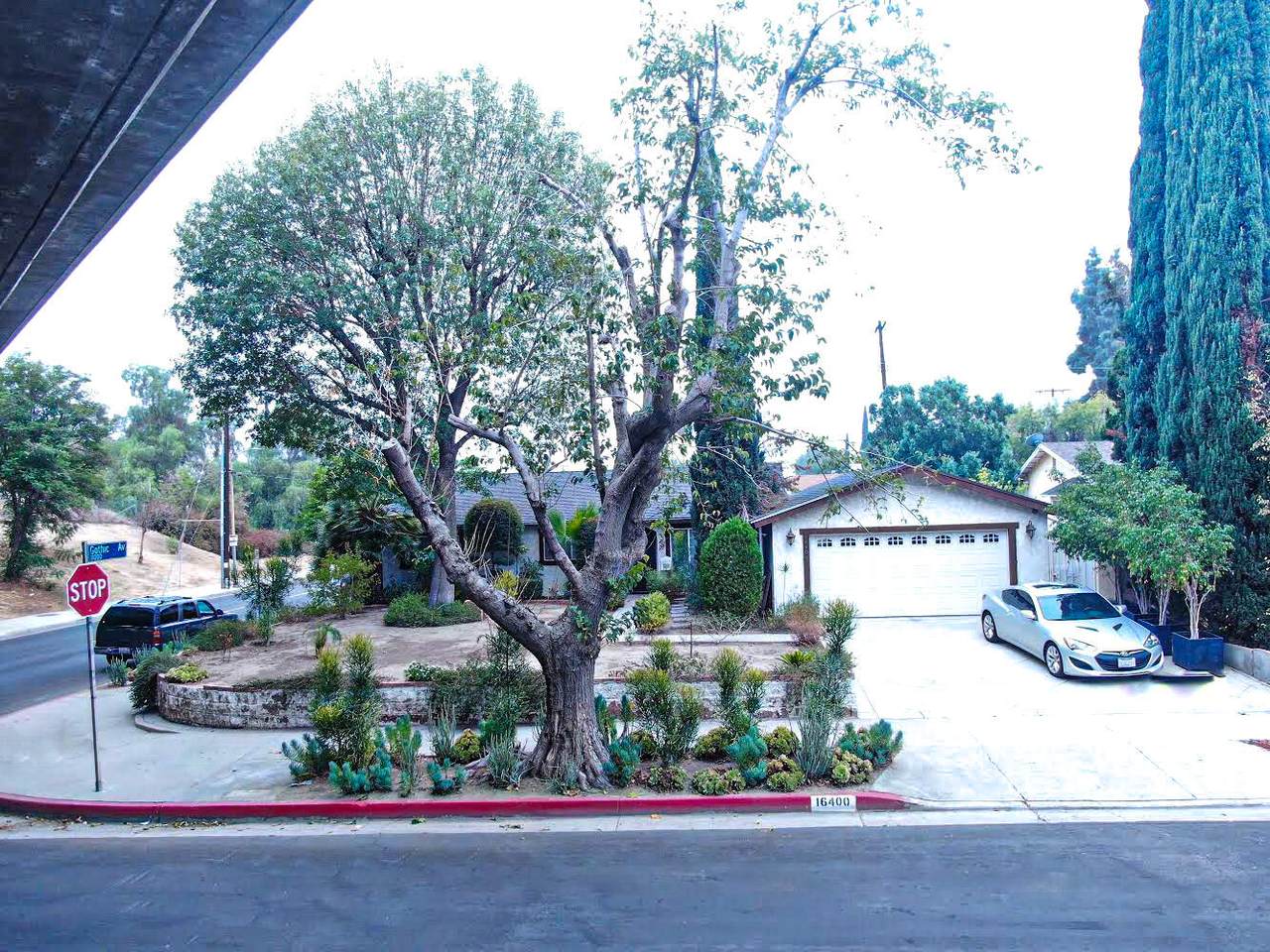 16400 Ludlow Street - Photo 1