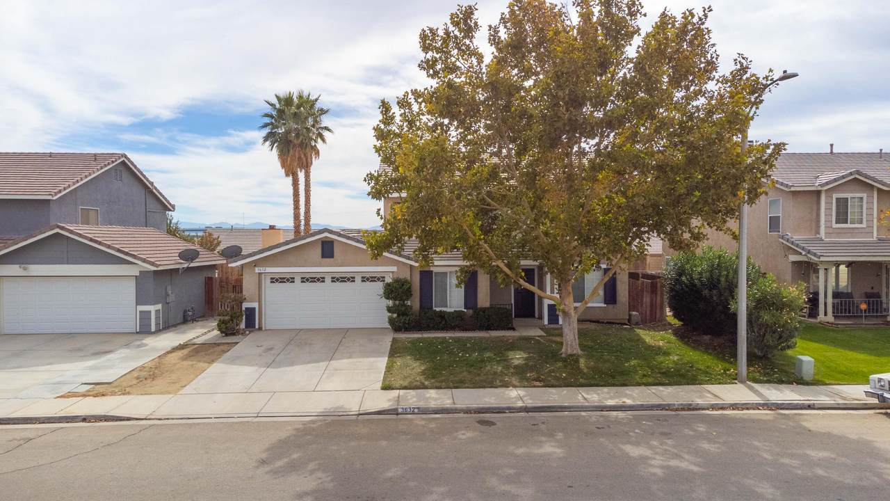 3632 Jasmine Avenue - Photo 1