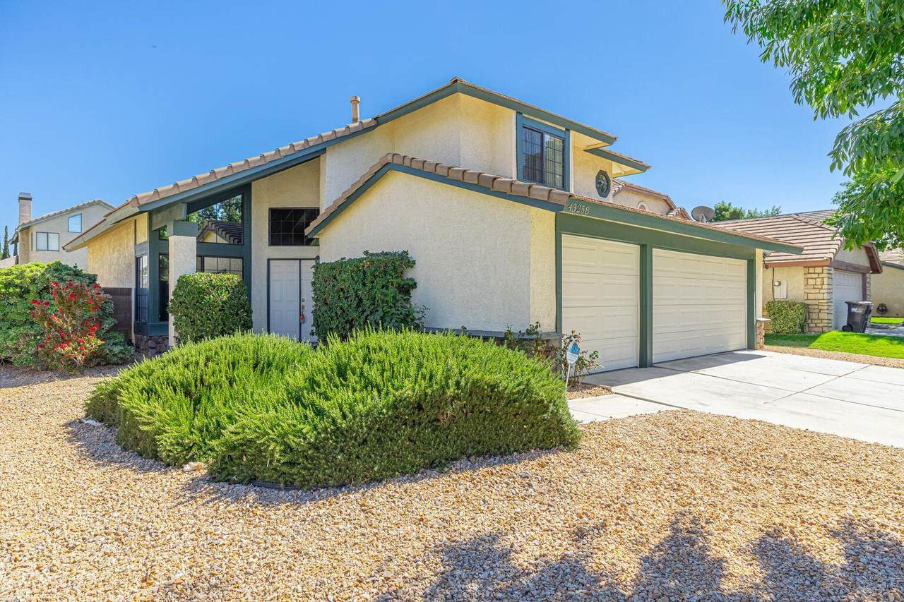 43258 33rd Street - Photo 1