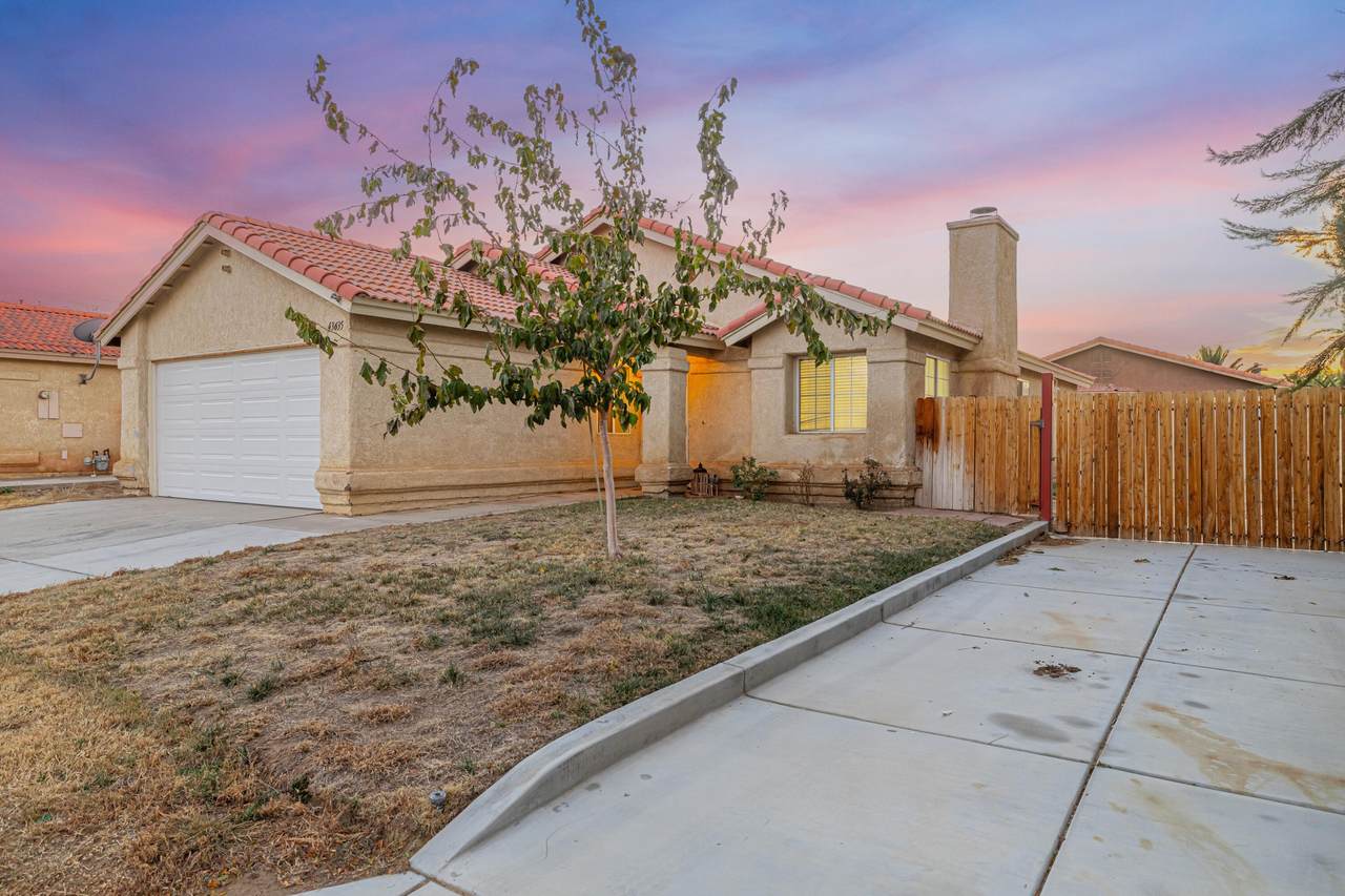 43635 Nicole Street - Photo 1